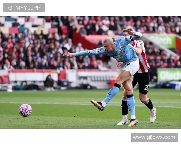 哈兰德梅开二度助曼城英超客场告捷，瓜迪奥拉盛赞其比肩梅罗